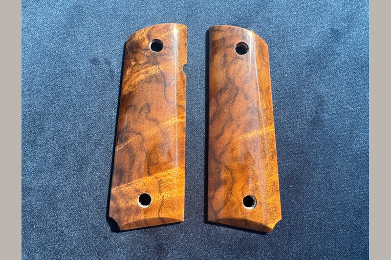 Turkish Walnut Grips L+R (CRV1) | NEW Image